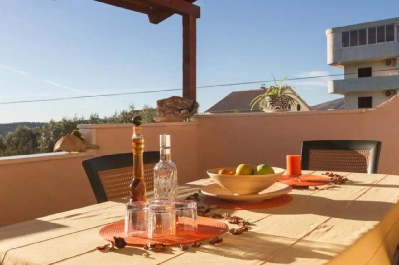 Apartments Villa Golden View Trogir Exterior photo